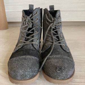 Pipperdoodles Charcoal Haze Boots lace up boots youth size 3